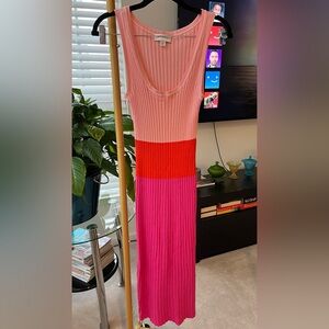 Free Assembly size M dress